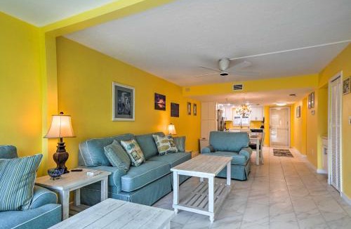 Iona House | Cheery Condo with Pool Access: 3 Miles to Beach!