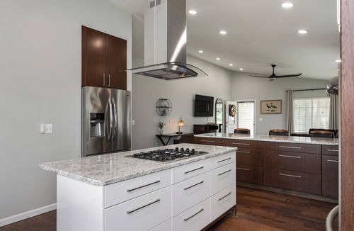 Lake Orion House | Chef's Kitchen, King Bed near GM Orion, Shops/Dining and Easy Access to Freeways