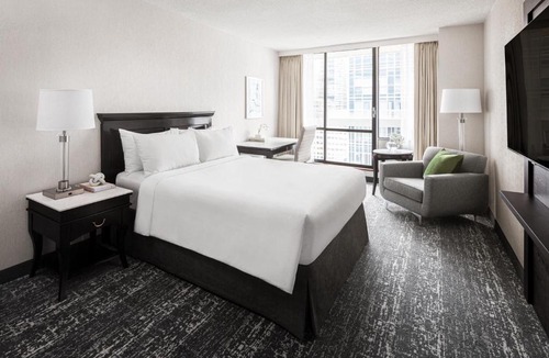 Bay Street Corridor Hotel | Chelsea Hotel Toronto