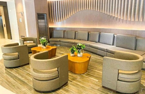 Barangay 76 Hotel | chepeast staycation moa