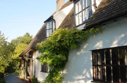 Horseheath Bed & Breakfast | Chequer Cottage