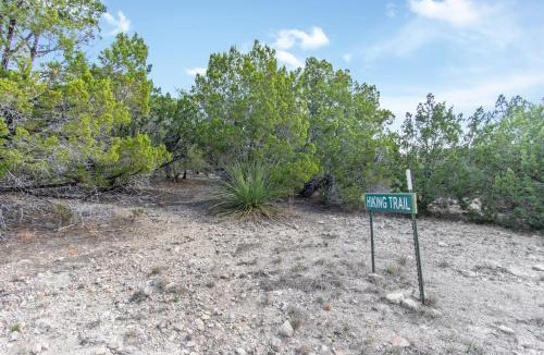 Uvalde County House | Cherry Creek Cabin