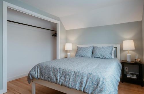 Conception Bay South House | Cherry Lane Cottage | 3 Bed & 2 Bath
