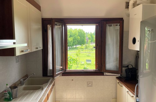 Nonantola Apartment | Cherry tree apartment