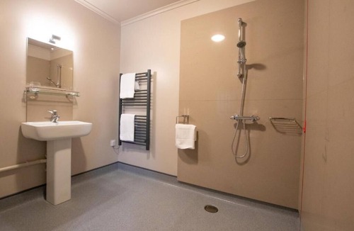 Rochford Hotel | Cherry Tree
