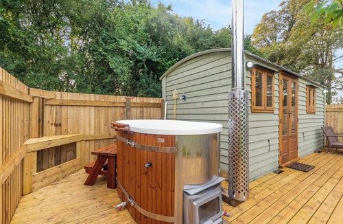 Oadby Cottage | Cherry Tree Lodge- UK45518