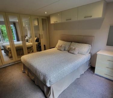 Denstone House | Cherry Tree Lodge with Hot Tub near Alton Towers
