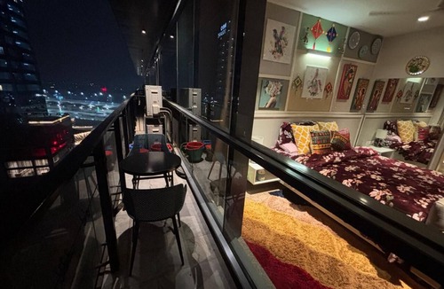 Gurugram Apartment | Cherrys Cottage Luxury studio