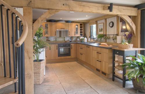 Upper Dicker House | Cherrystone Barn