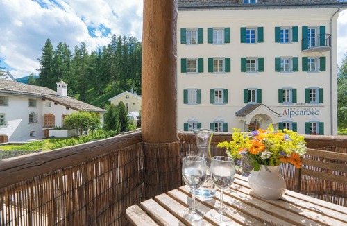 Sils-Maria Apartment | Chesa Survival 4 – Plenty of Space & Comfort in the Heart of the Village