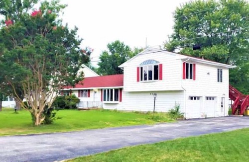 Cape Anne House | Chesapeake Bayside Bungalow