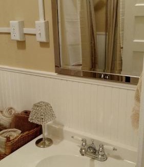 Huntington Bed & Breakfast | Chessie Room