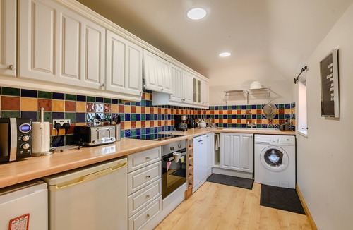Runham House | Chestnut Barn - Two Bedroom House, Sleeps 4