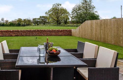 Carlisle House | Chestnuts