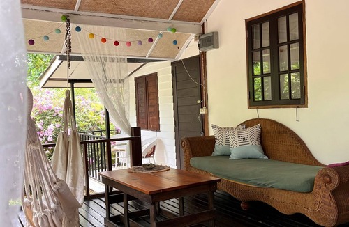 Baan Tai House | Chestnuts Lodge