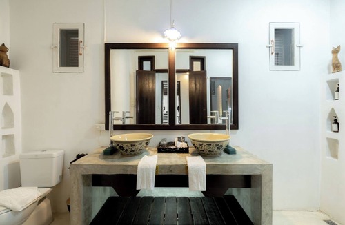 Pa Daet Hotel | Cheva Gallery Boutique Hotel