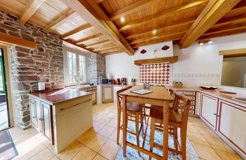 Notre-Dame-de-Cenilly Cottage | Chevaux d'Asie 22 pers : billard, baby-foot