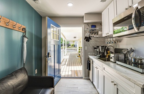 Cheverly Apartment | Cheverly Apartment - 4 Mi to Commanders Field!