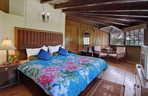Majkhali Hotel | Chevron Rosemount