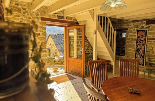 Ispagnac House | Chez Annaïk, 17th century farmhouse, an exceptional view of the Causse Méjean