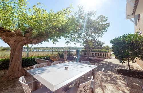 Montpouillan House | Chez Annie et William