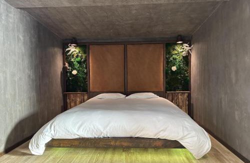 Bohon House | Chez Brigitte