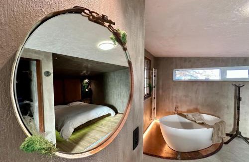 Bohon House | Chez Brigitte