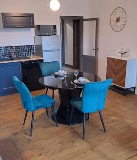 Murat Apartment | Chez germaine