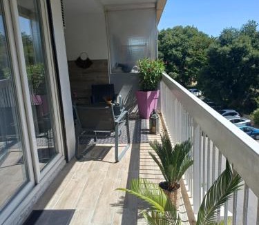10th Arrondissement Apartment | CHEZ LALLA