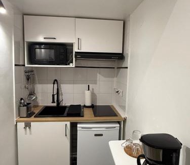 Le Kremlin-Bicetre Apartment | Chez les bibs