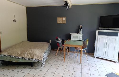 Eprave House | Chez les Petits