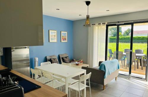 Les Echets Apartment | Chez M&S - Maison 3 chambres et 3 salles de bain