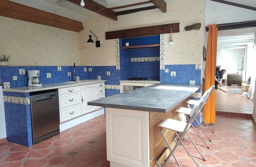 Bannalec House | CHEZ MALIKA
