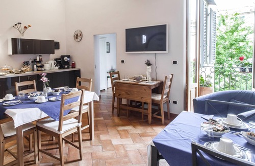 Le Cure House | Chez Moi
