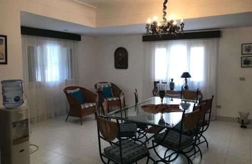 Ad-Dukhaylah House | Chez Nagy