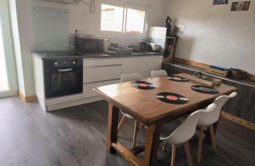 Roussillon-en-Isere Apartment | Chez nono et vero