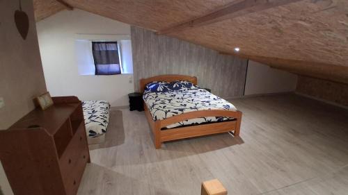 Chaudenay House | Chez Nova