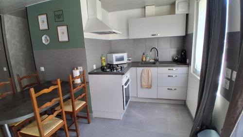 Chaudenay House | Chez Nova