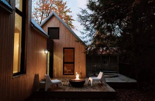 Saint-Valere House | Chez Pedro