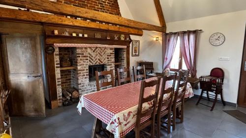 Surques House | Chez Philomene
