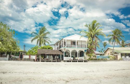 Madirokely Hotel | Chez Senga