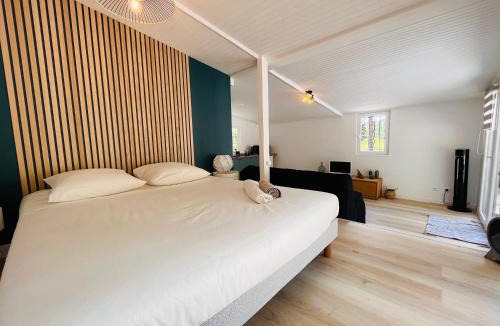 Gareoult House | Chez So and Lo