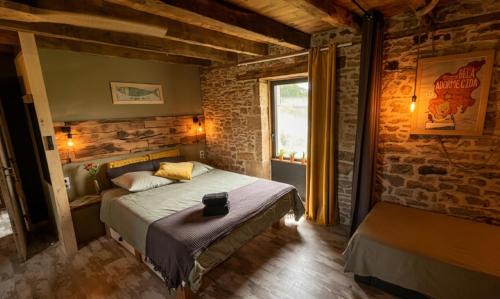 Saint-Cernin-de-Larche Bed & Breakfast | Chez Walter et Camille