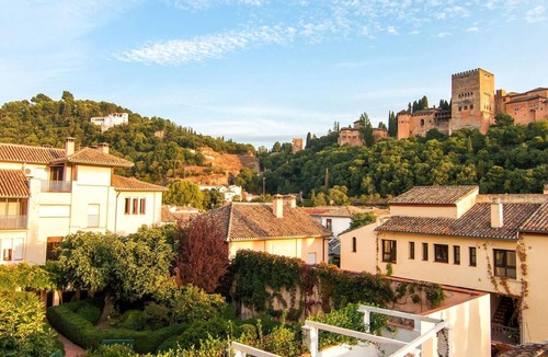 San Pedro Apartment | ChezmoiHomes Alhambra Dream