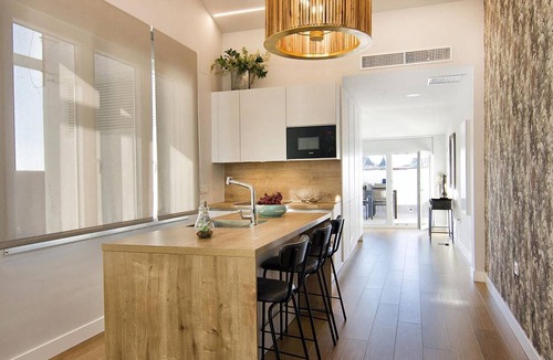 Central District Apartment | ChezmoiHomes Premium Loft Private Terrace