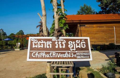 Chi Phat Cabin | Chi Phat River lodge