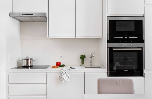 Sacramento Apartment | Chiado | CHARMING & ROMANTIC | Family-Friendly