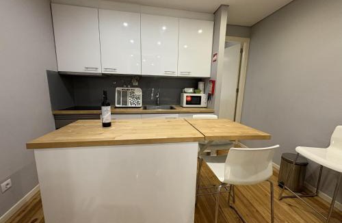 Encarnacao Cabin | Chiado Hill