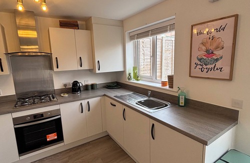 Chichester House | Chiami Home