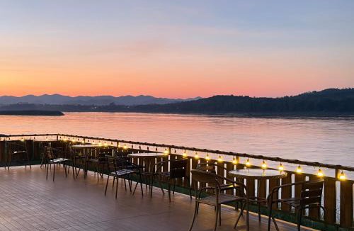 Chiang Khan Hotel | Chiangkhan River Mountain Resort